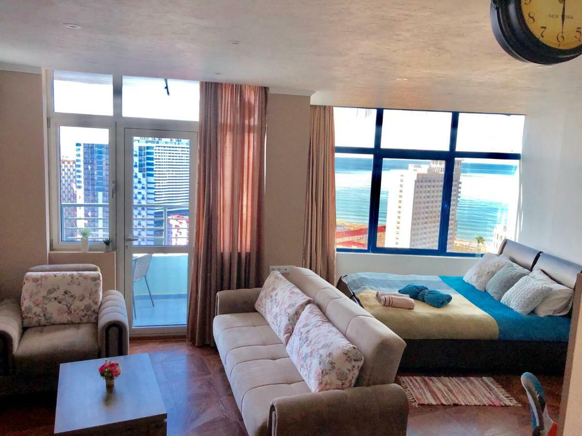 Cozy Bright Apartment With Amazing Sea View Batumi Exterior foto